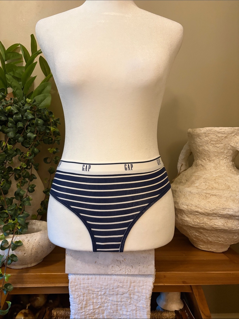 GAP Body High-Cut Briefs